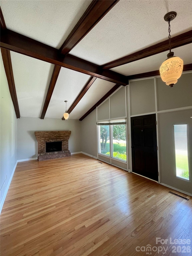 402 L Street E - Photo 1
