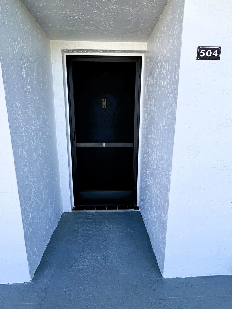 7770 Tahiti Lane - Photo 2