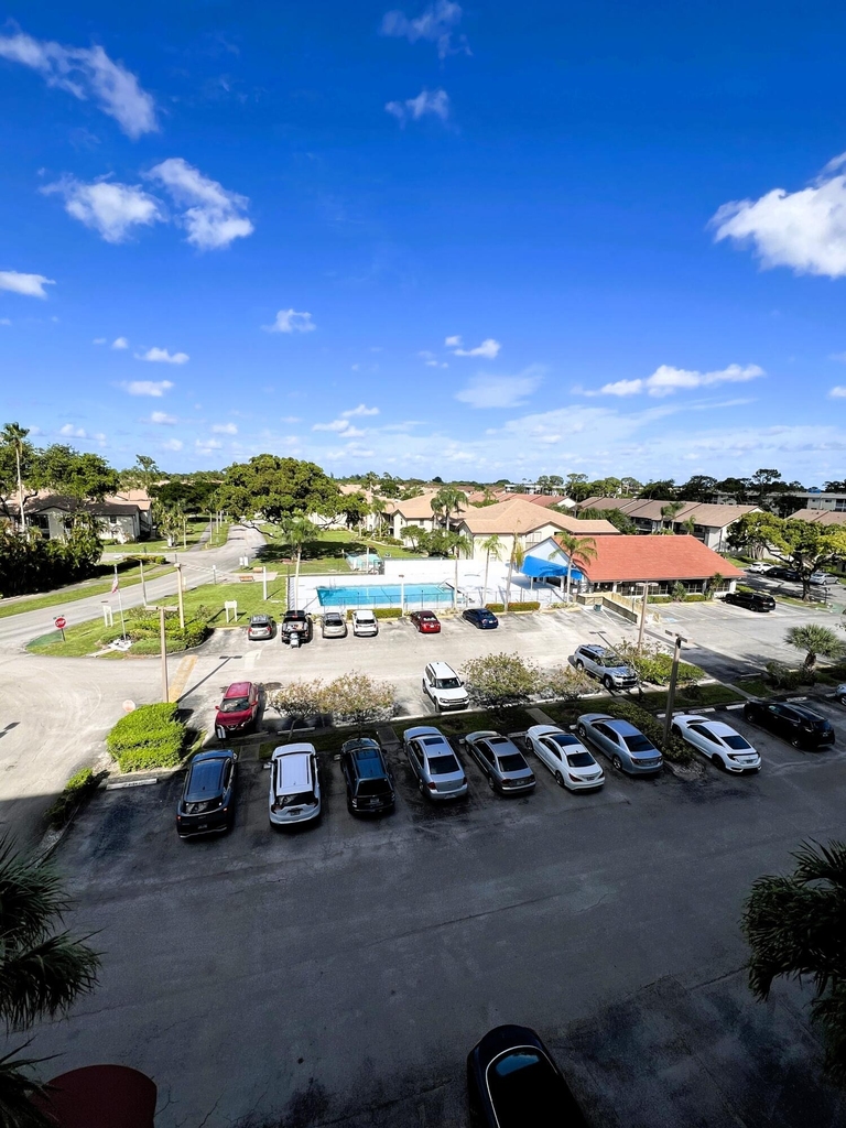 7770 Tahiti Lane - Photo 3