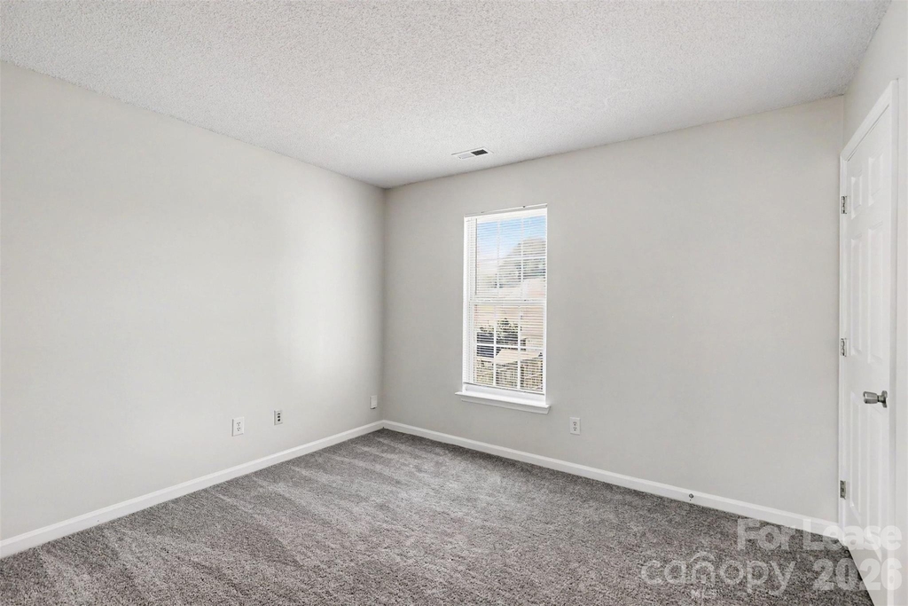 1716 Starling Court - Photo 16