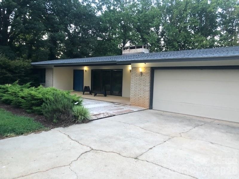 2015 S Point Road - Photo 1