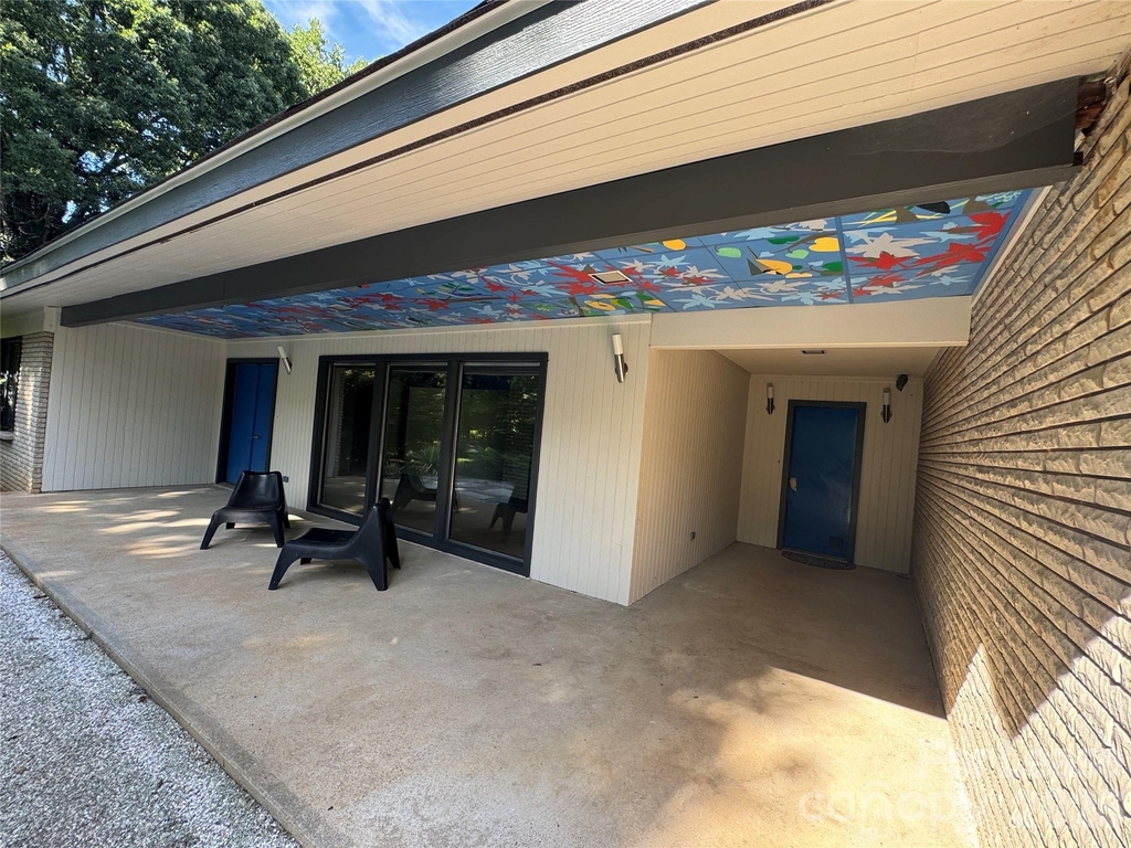 2015 S Point Road - Photo 2