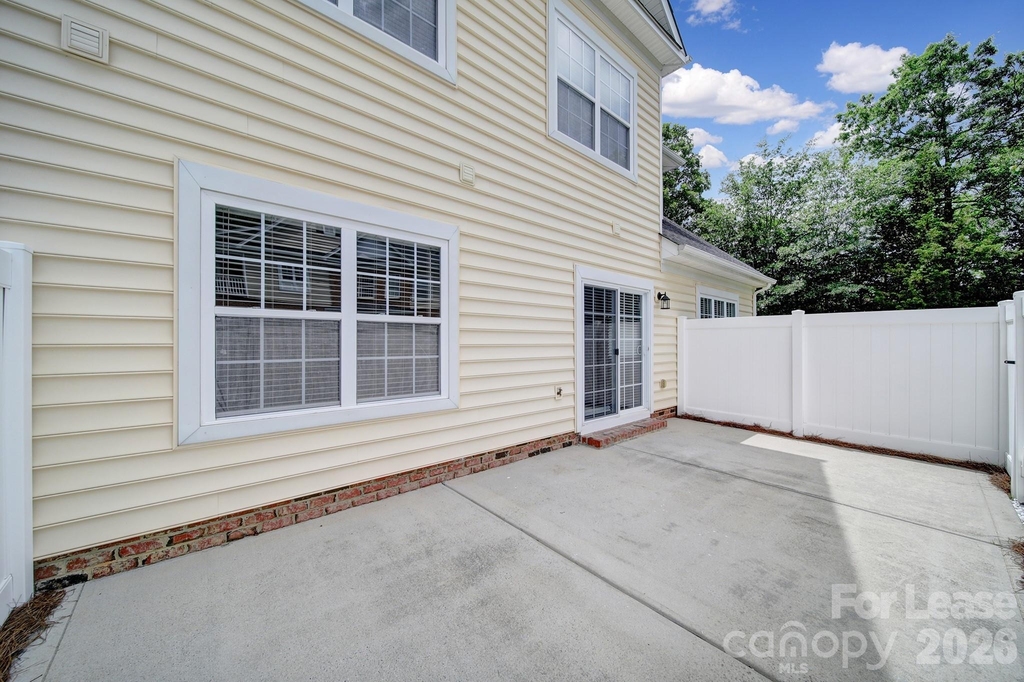 11910 Lacroix Street - Photo 3