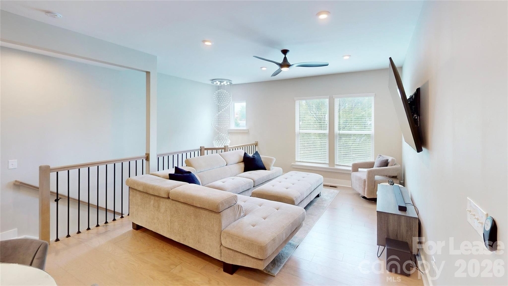 3804 Sky Haven Drive - Photo 6