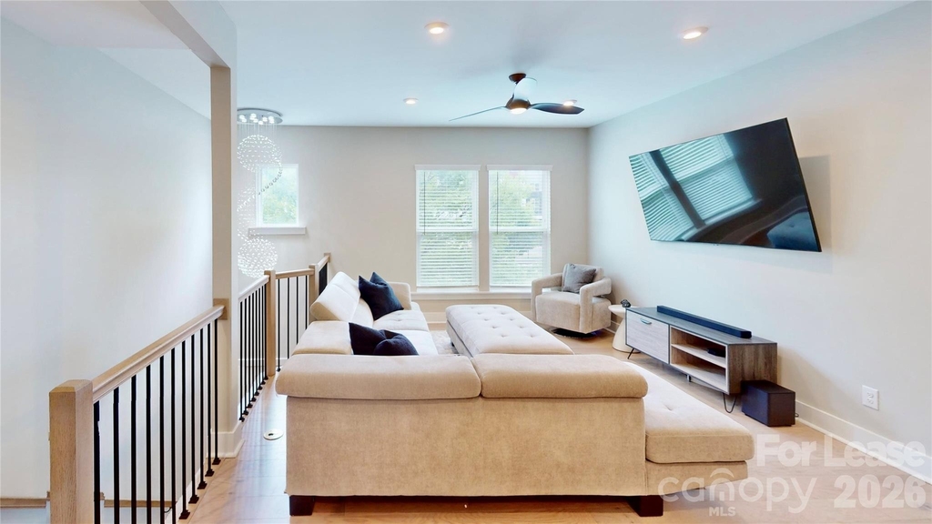 3804 Sky Haven Drive - Photo 5