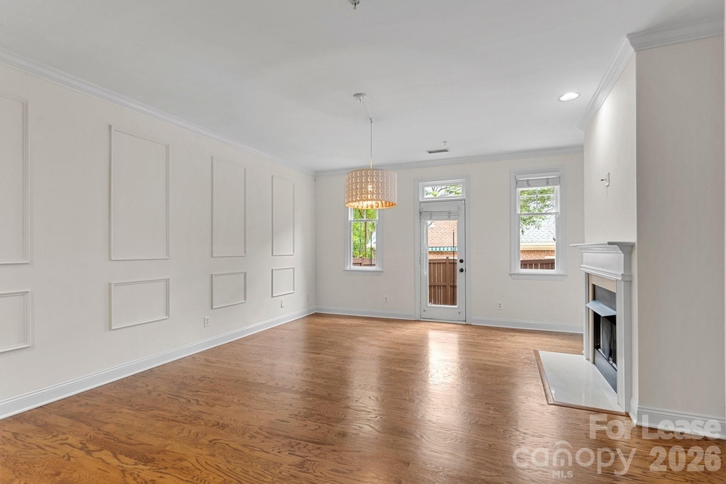 1192 Hampton Gardens Lane - Photo 8