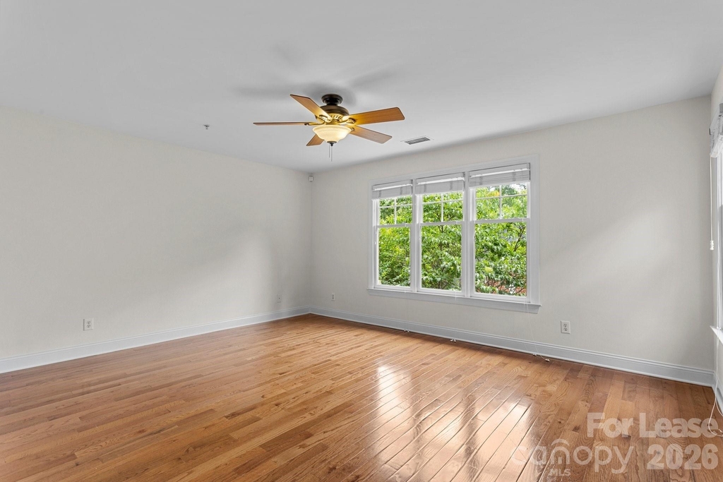 1192 Hampton Gardens Lane - Photo 19
