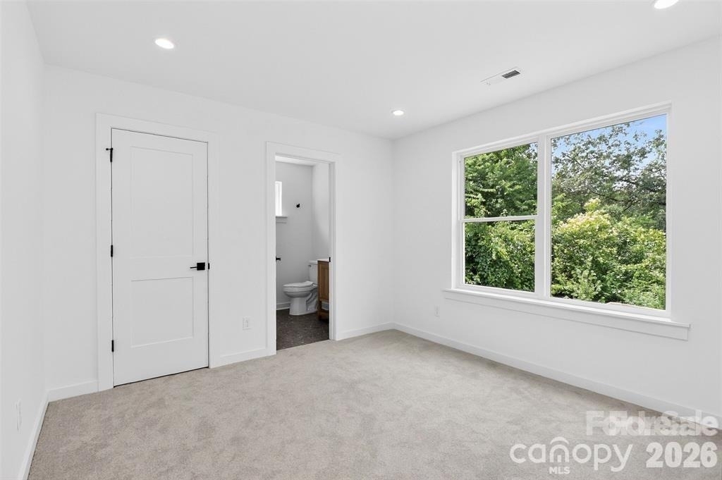 2716 Baltimore Avenue - Photo 6