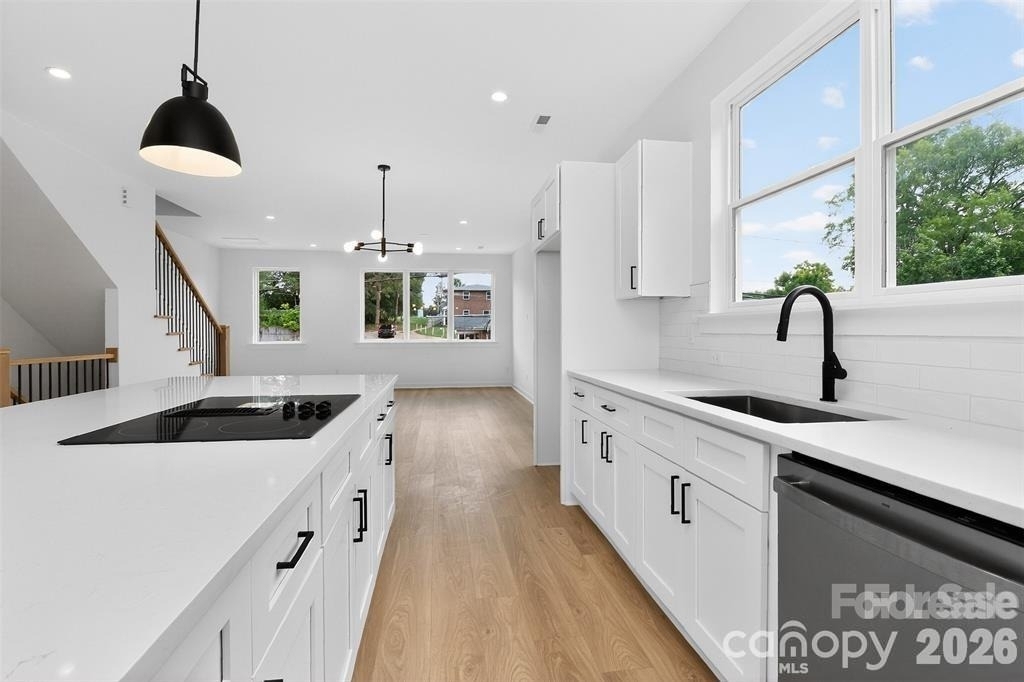 2716 Baltimore Avenue - Photo 13