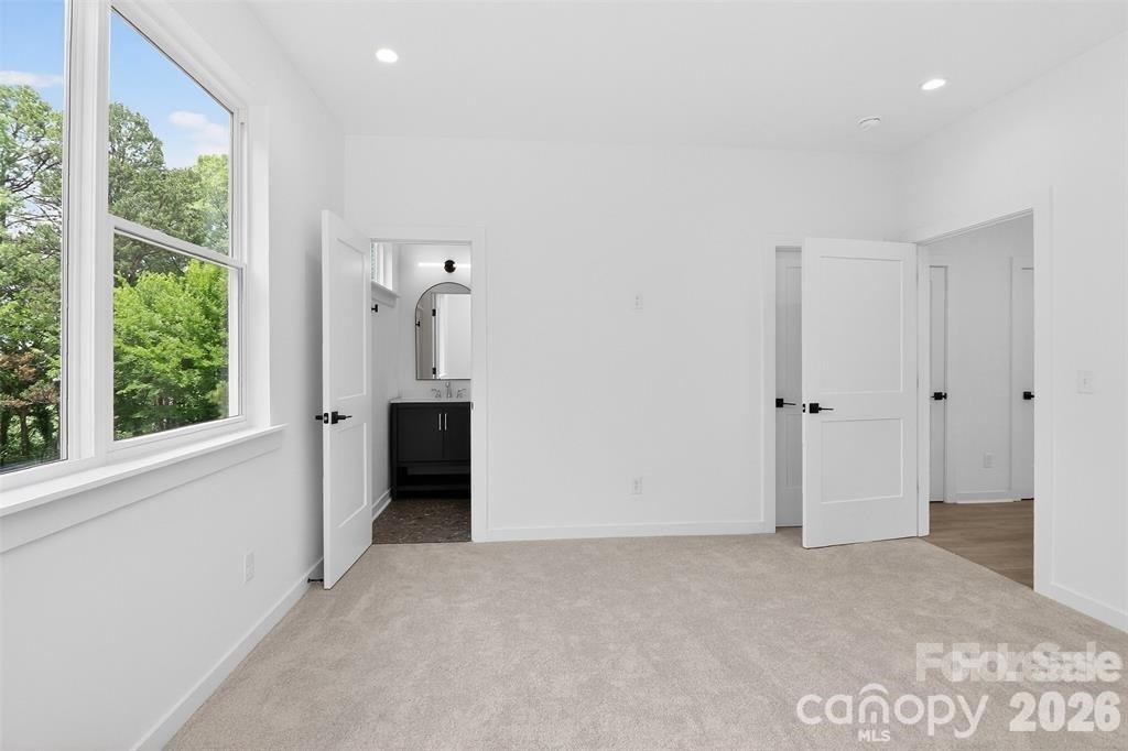 2716 Baltimore Avenue - Photo 19