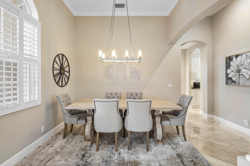 4675 Manderly Drive - Photo 5