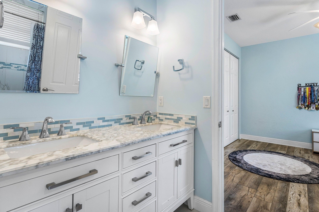 4675 Manderly Drive - Photo 17