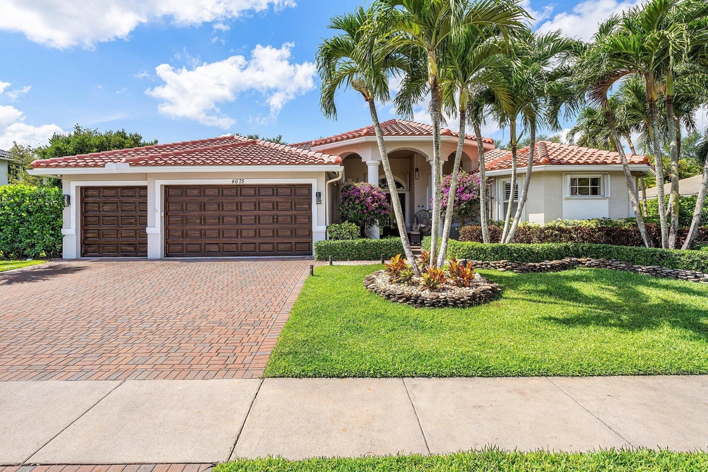 4675 Manderly Drive - Photo 0