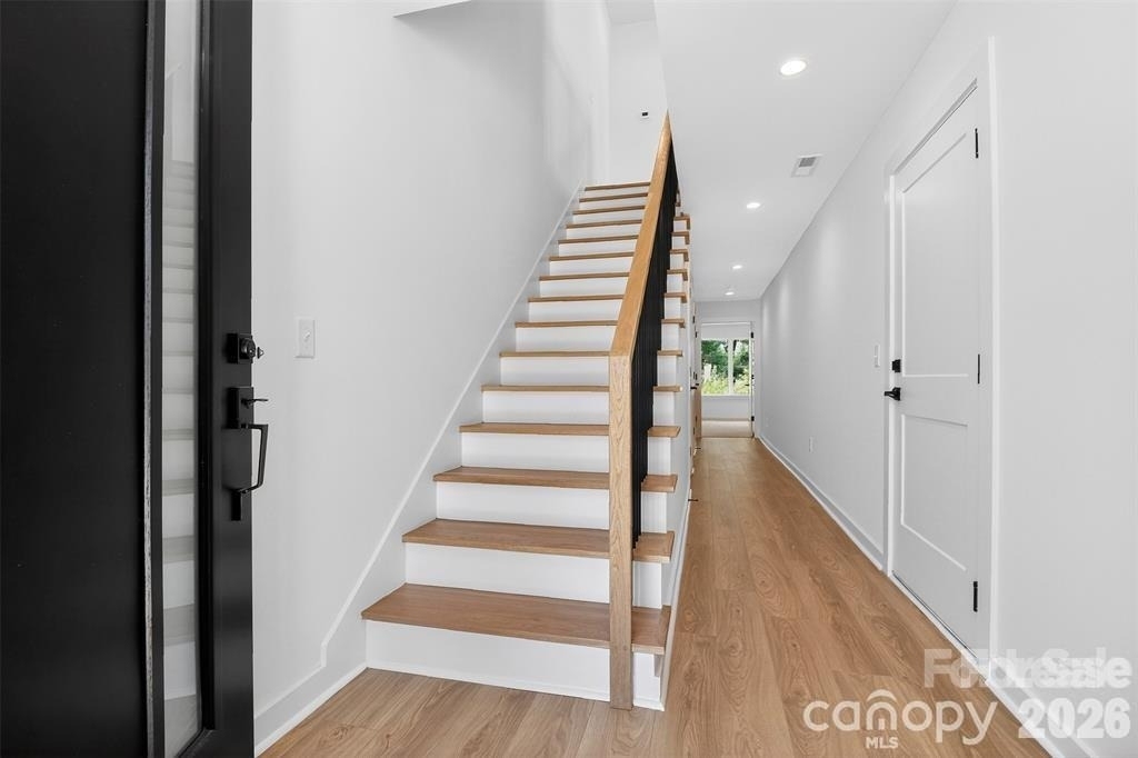 2714 Baltimore Avenue - Photo 4