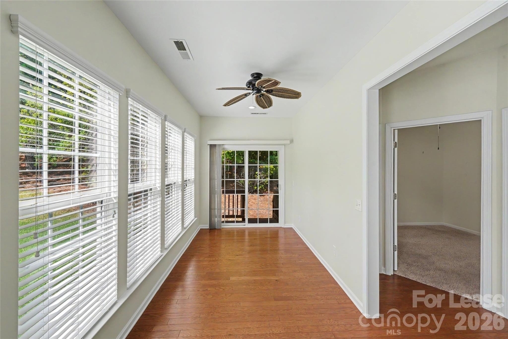 9009 Smokey Hill Lane - Photo 14