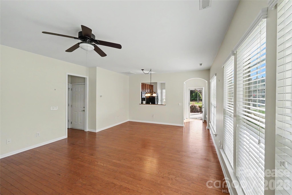 9009 Smokey Hill Lane - Photo 10