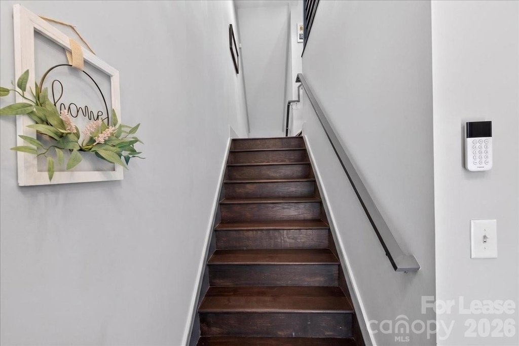 241 Domain Way - Photo 18