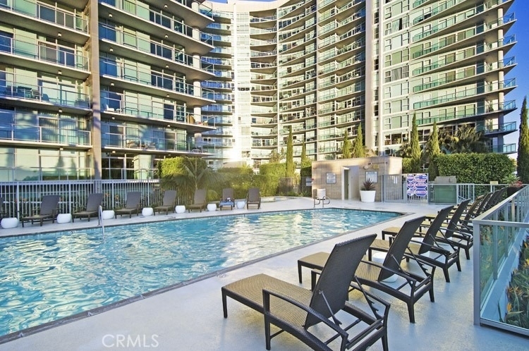 13650 Marina Pointe Drive - Photo 25
