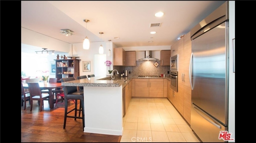 13650 Marina Pointe Drive - Photo 5