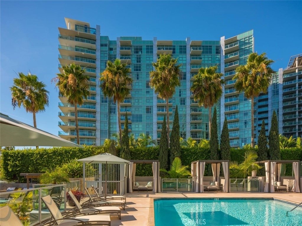 13650 Marina Pointe Drive - Photo 21