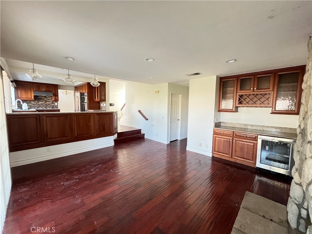 926 S Essex - Photo 4