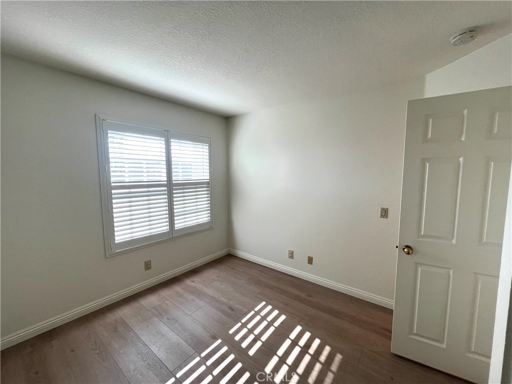 926 S Essex - Photo 29