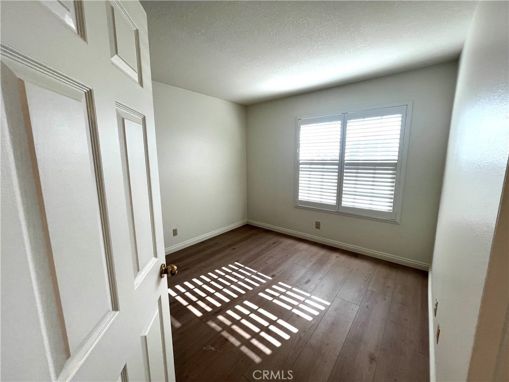 926 S Essex - Photo 27