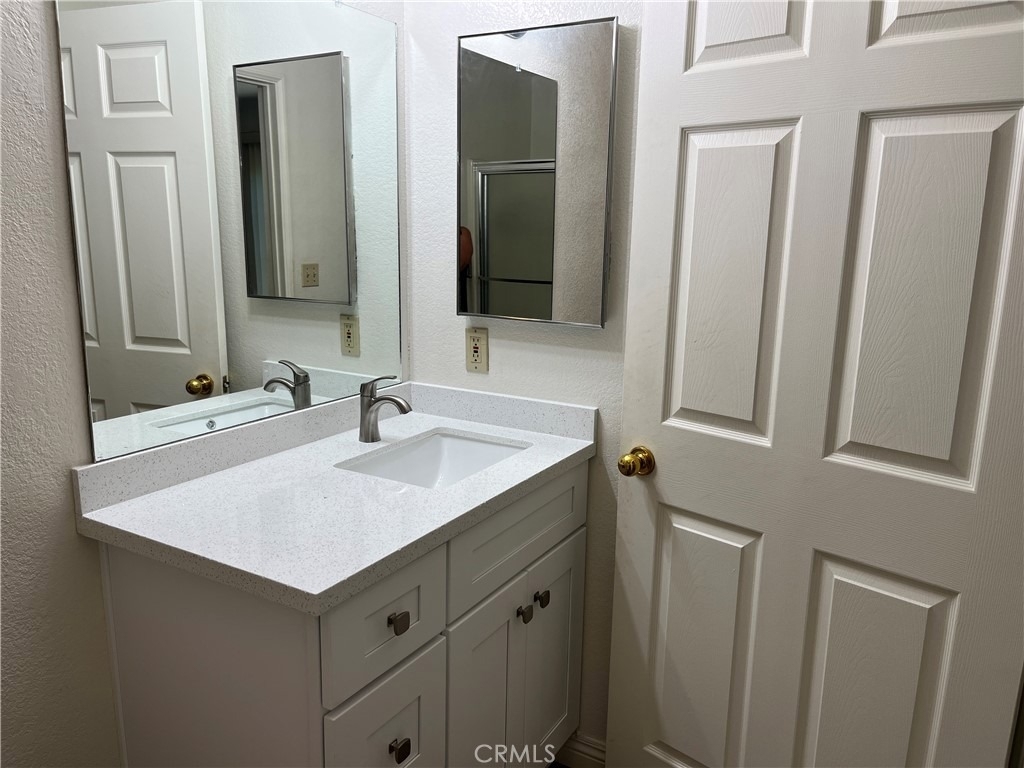 926 S Essex - Photo 13
