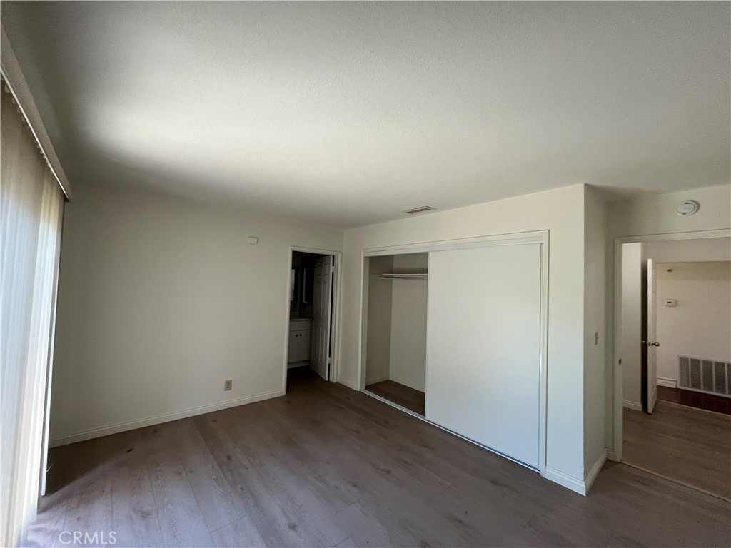 926 S Essex - Photo 10