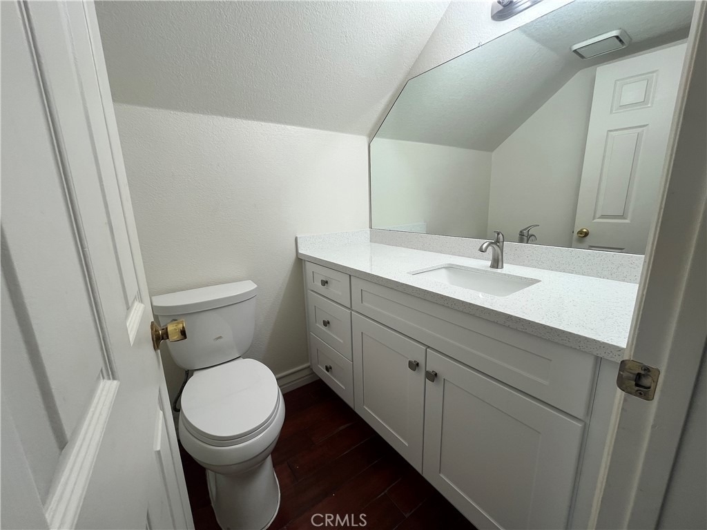 926 S Essex - Photo 9
