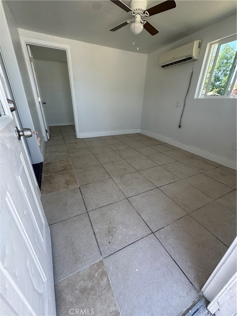690 N Perris Boulevard - Photo 3