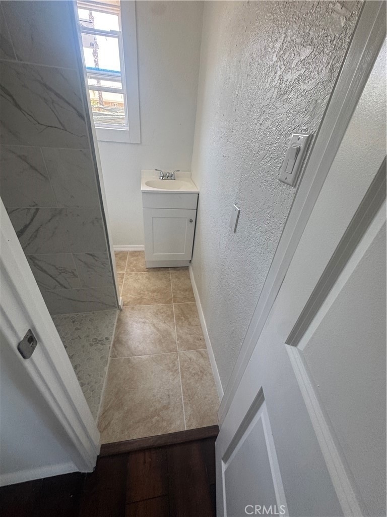 690 N Perris Boulevard - Photo 5