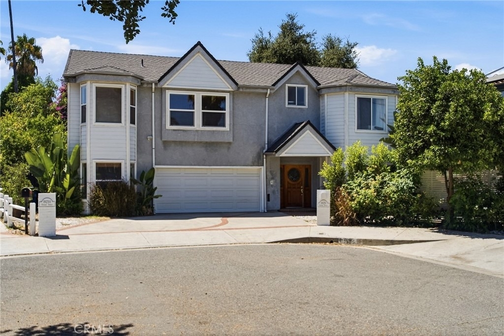19251 Oxnard Street - Photo 37