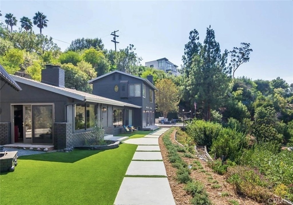 3656 Sunswept Drive - Photo 1