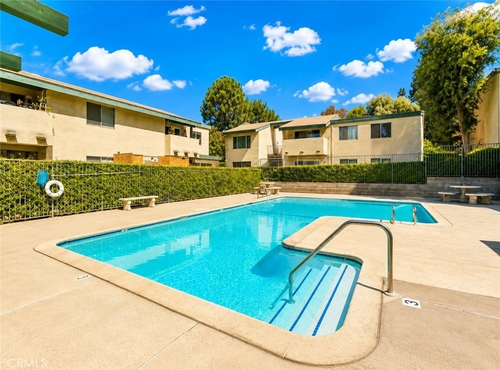 10636 Woodley - Photo 1
