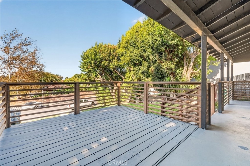 5418 Sanchez Drive - Photo 2