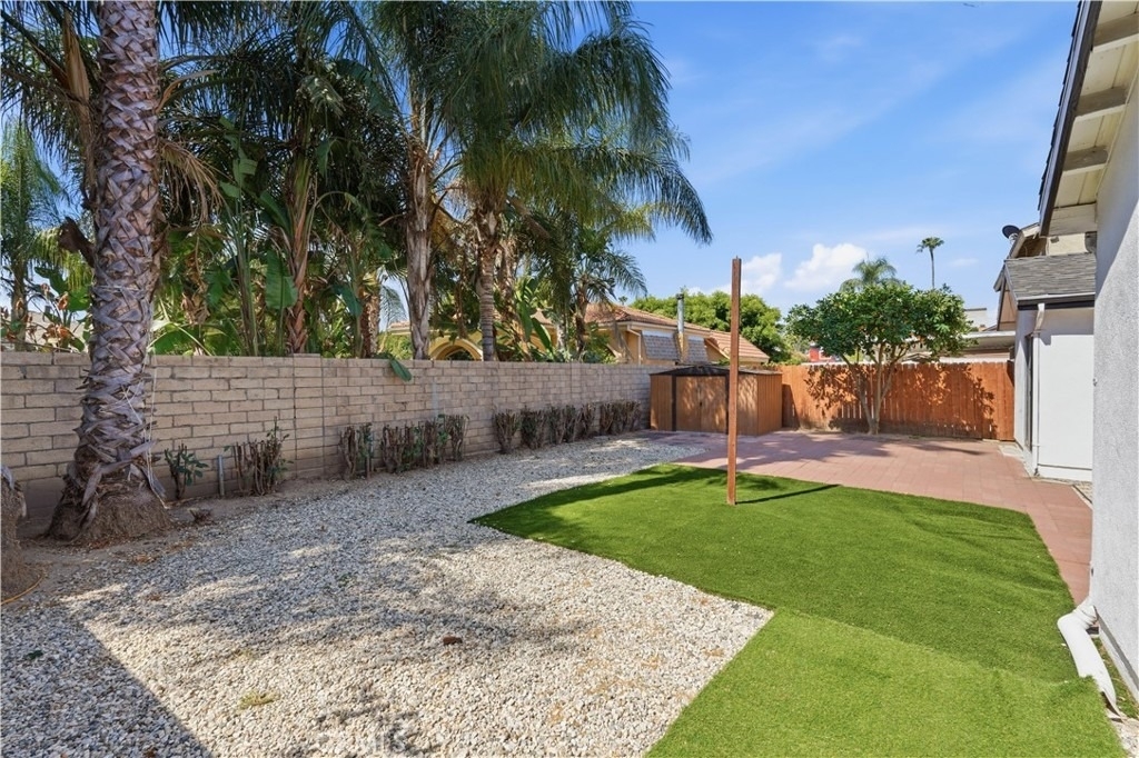 16020 Kittridge Street - Photo 24