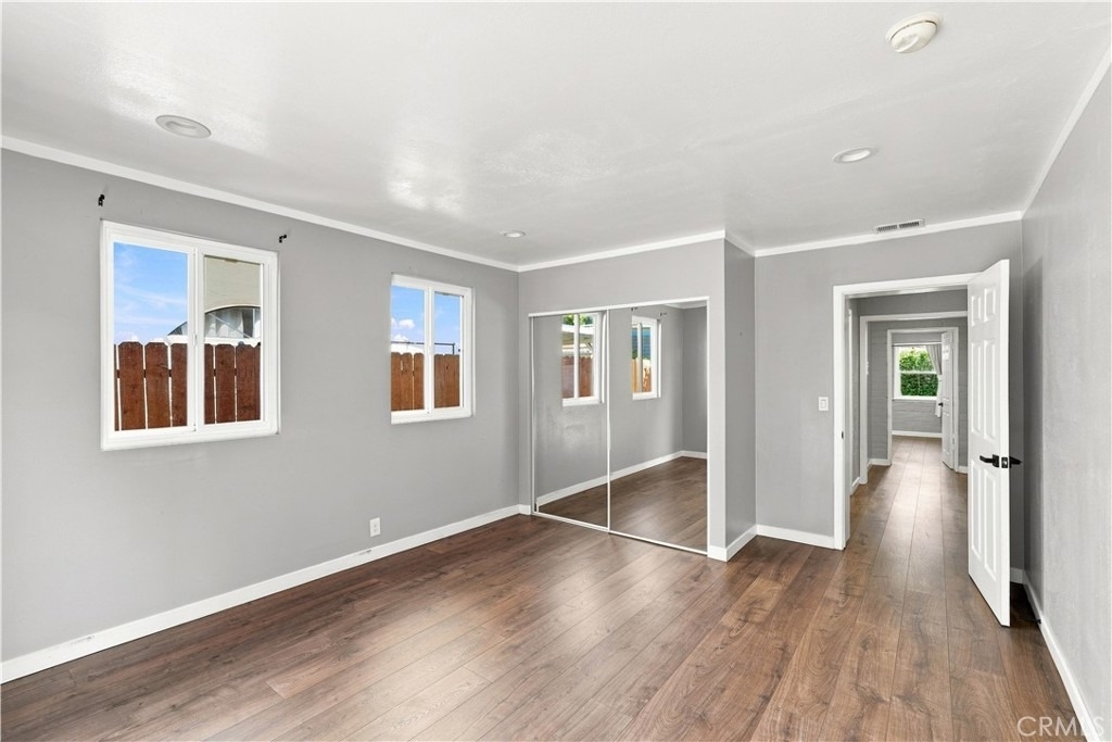 16020 Kittridge Street - Photo 19