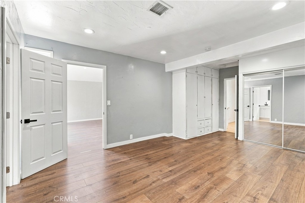 16020 Kittridge Street - Photo 9