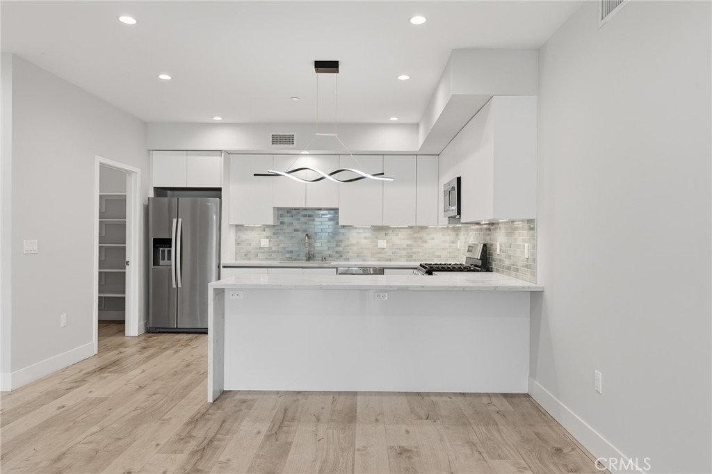 5820 La Mirada Avenue - Photo 8