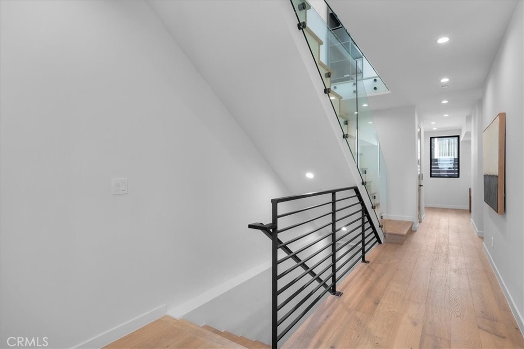 947 7th Street - Photo 25