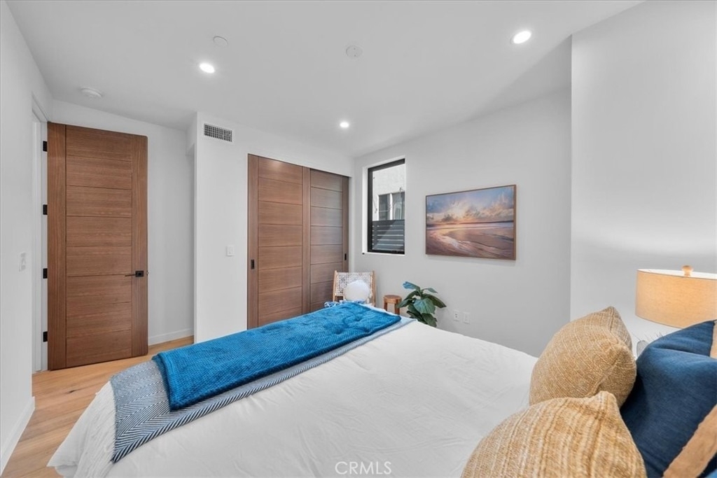 947 7th Street - Photo 39