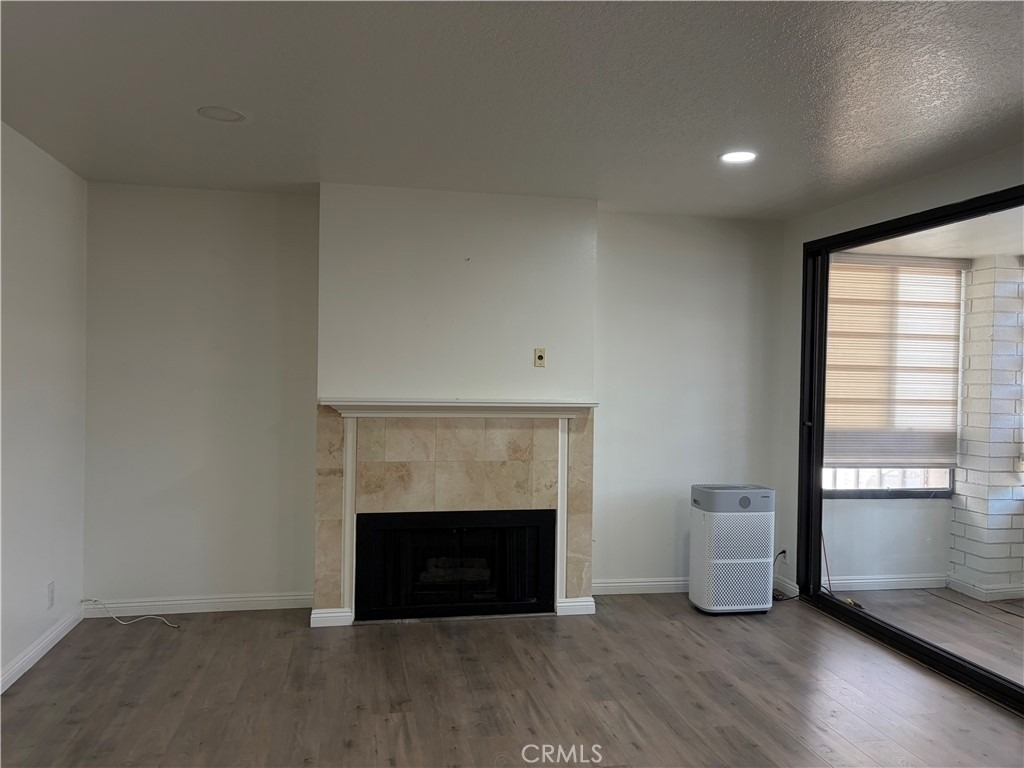 4477 Wilshire Blvd #104 - Photo 2