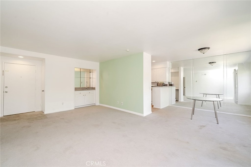 972 E California Boulevard - Photo 3