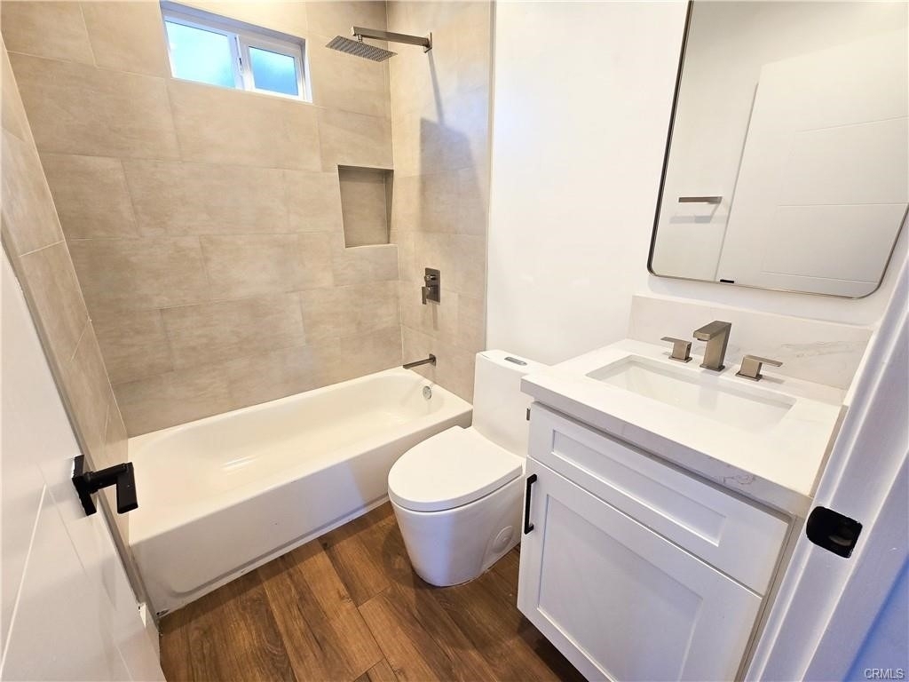1924 W 52nd Street - Photo 9