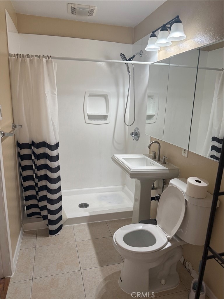600 E Ash Street - Photo 8