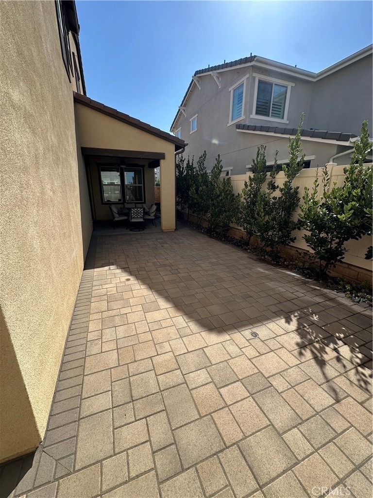 12310 Primrose Avenue - Photo 9