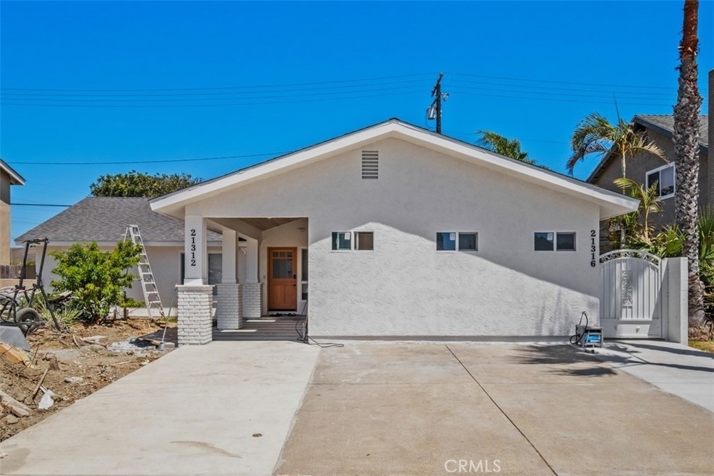 21316 Bulkhead Circle - Photo 0