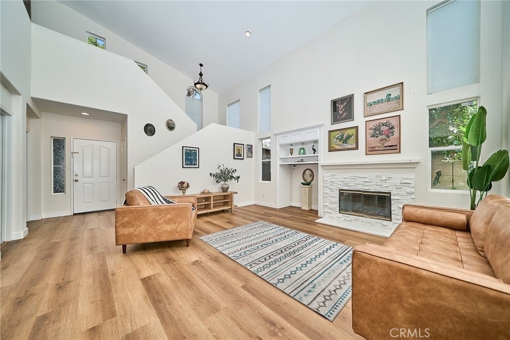 6377 Peach Ave - Photo 3