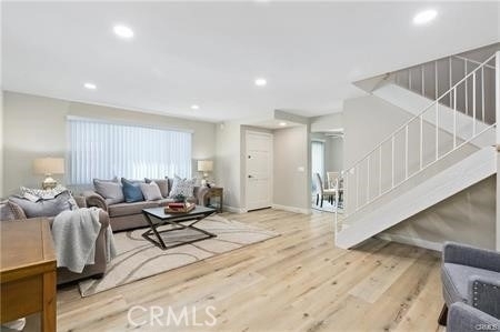 713 N Morgan - Photo 3